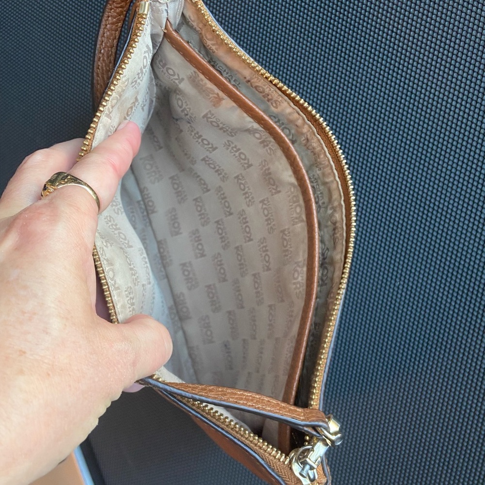 Michael Kors Wristlet Purse - Picture 5 of 14